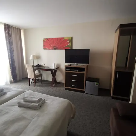 Diva Prywatny Z Balkonem