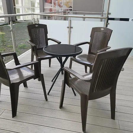 Diva Prywatny Z Balkonem 아파트 *