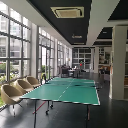 Diva Prywatny Z Balkonem 아파트 *