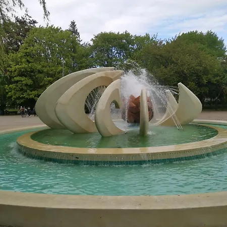 Diva Prywatny Z Balkonem كولوبرزيغ