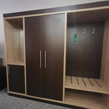 Diva Prywatny Z Balkonem شقة